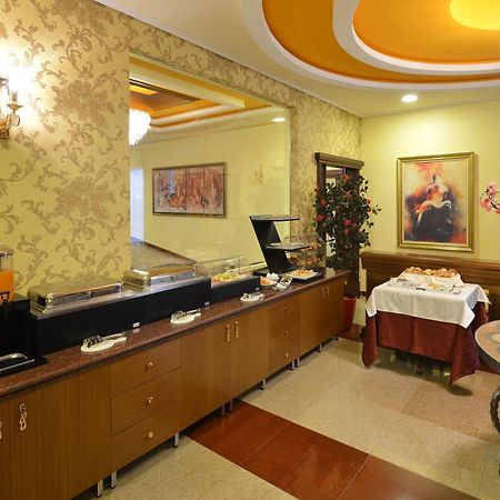 Hotel Austria Tirana Exterior foto