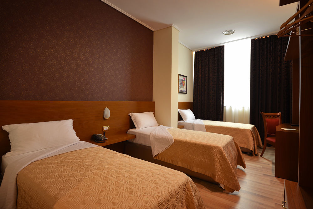 Hotel Austria Tirana Exterior foto
